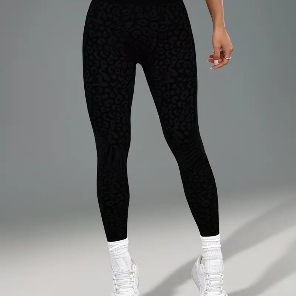 Best High Waist Leopard Print Blk Tone  Butt Lifting Compression Yoga Pants. New